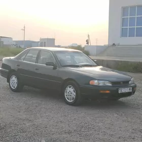 Toyota Camry 1993