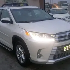 Toyota Highlander 2017