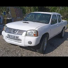 Nissan Navara 2001