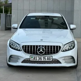 Mercedes-Benz C350 2015