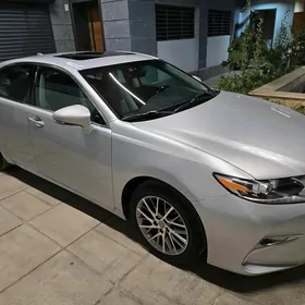 Lexus ES 350 2016