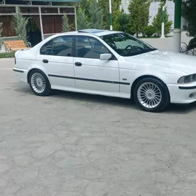 BMW 528 2001