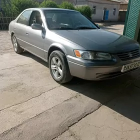 Toyota Camry 1998