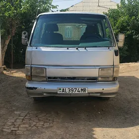 Toyota Hiace 1988