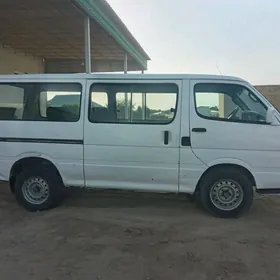 Toyota Hiace 2002