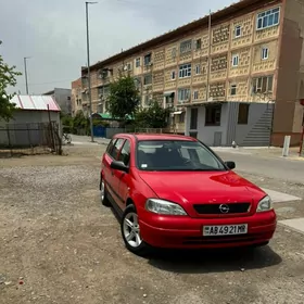 Opel Astra 2005