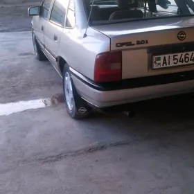 Opel Vectra 1990