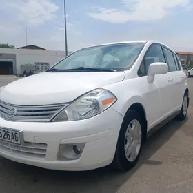 Nissan Versa 2010