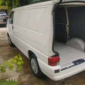 Volkswagen Transporter 2003