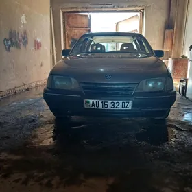 Opel Omega 1987