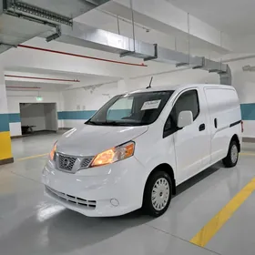 Nissan NV200 2021