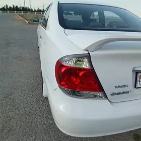 Toyota Camry 2004