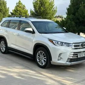 Toyota Highlander 2019