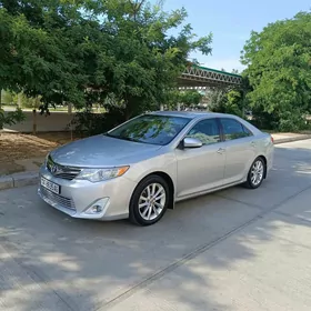 Toyota Camry 2013