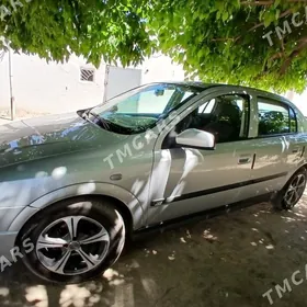 Opel Astra 2003