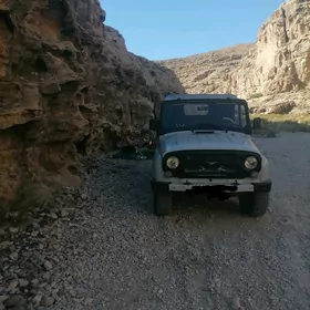 UAZ 469 2005