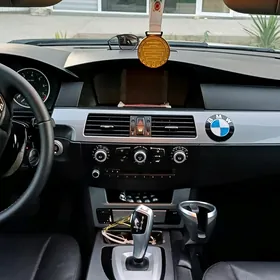 BMW 530 2008
