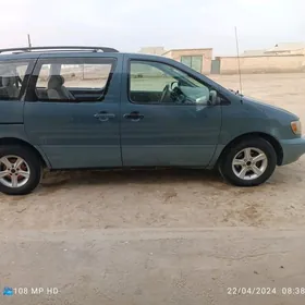 Toyota Sienna 2000