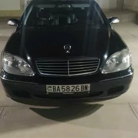 Mercedes-Benz S-Class 1999