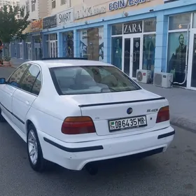 BMW 528 2000