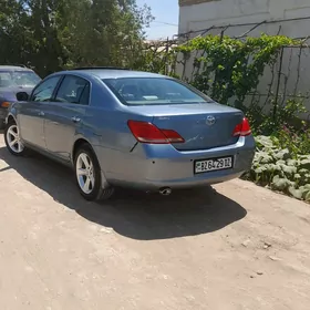 Toyota Avalon 2005