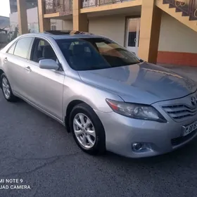 Toyota Camry 2011