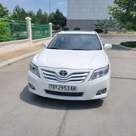 Toyota Camry 2010