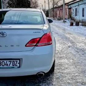 Toyota Avalon 2005