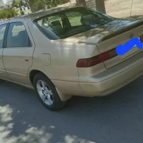 Toyota Camry 1997