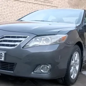 Toyota Camry 2010