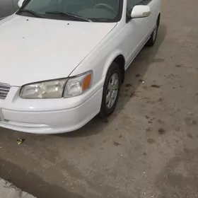 Toyota Camry 1999