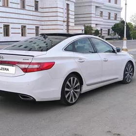 Hyundai Azera 2011