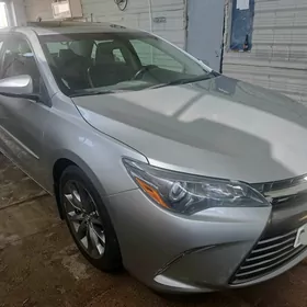 Toyota Camry 2016