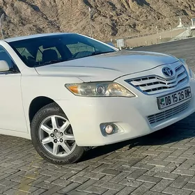 Toyota Camry 2010