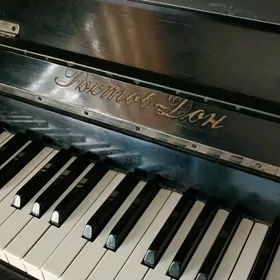 Pianino