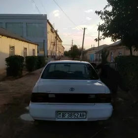 Toyota Corolla 1993