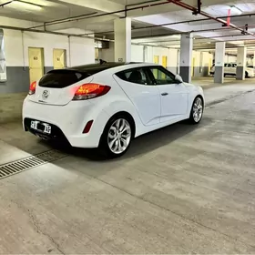 Hyundai Veloster 2012