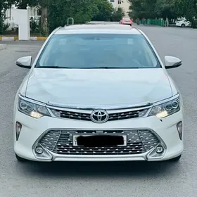 Toyota Camry 2016