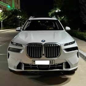 BMW X7 2023