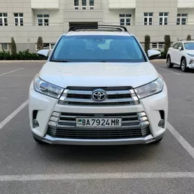 Toyota Highlander 2019