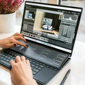 ASUS ZenBook Pro DUO 2DISPLAY