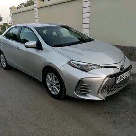 Toyota Corolla 2015