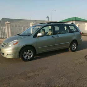 Toyota Sienna 2006