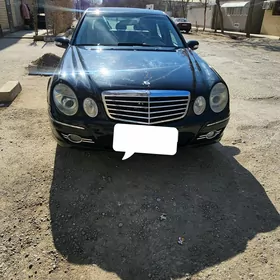 Mercedes-Benz C350 2005