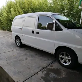 Hyundai H-1 2007