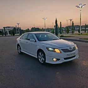 Toyota Camry 2011