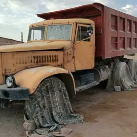 Kamaz 5320 1985