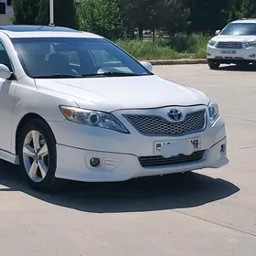 Toyota Camry 2010