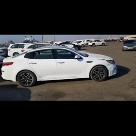 Kia Optima 2020