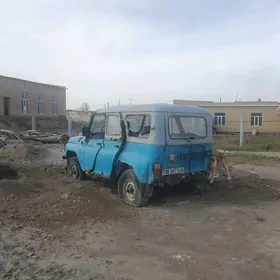 UAZ 469 1999